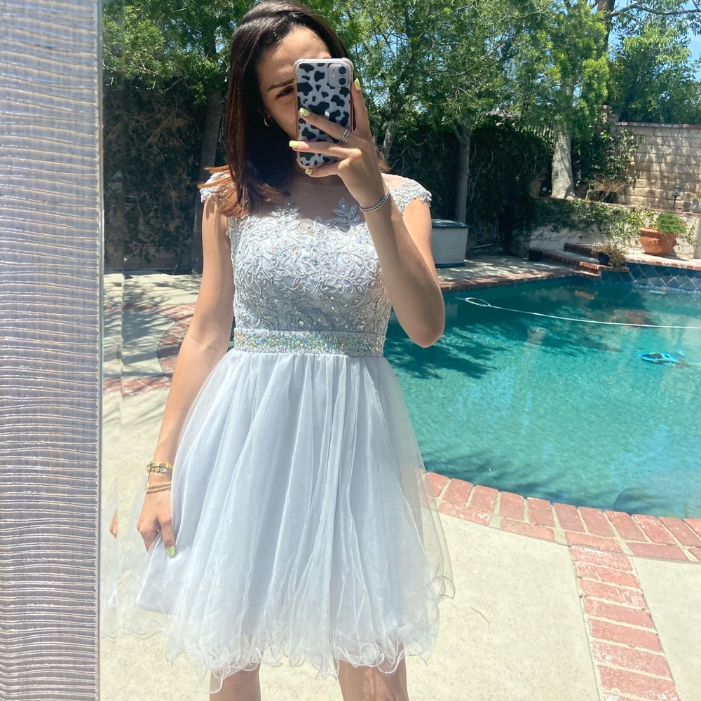 Mini dress - Picture 2 of 3